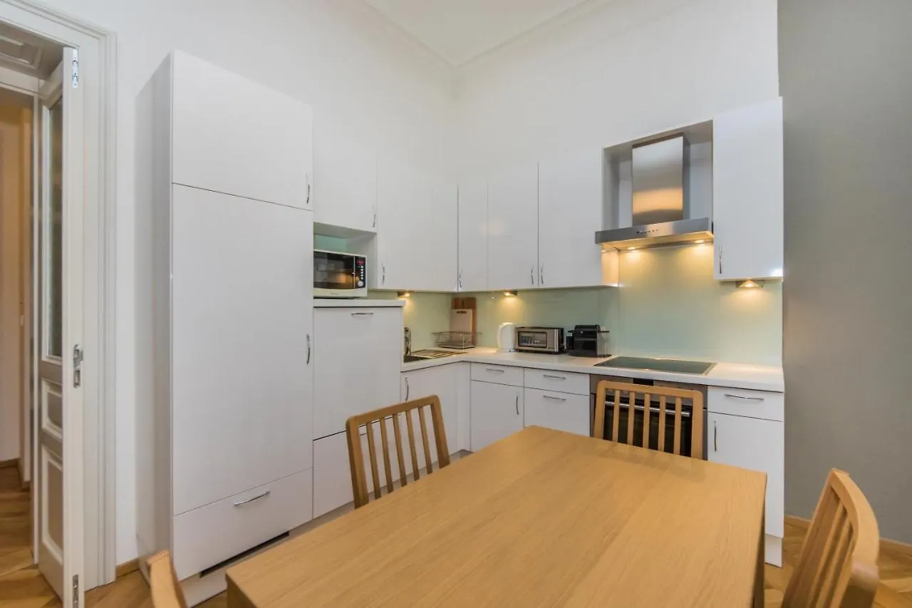 Opera Apartments Prag Tjeckien