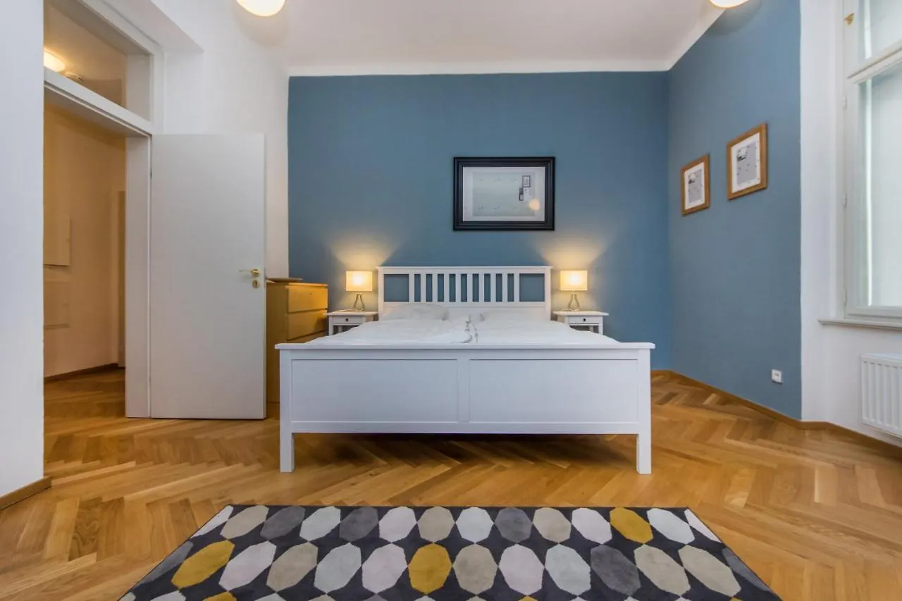 Opera Apartments Prag