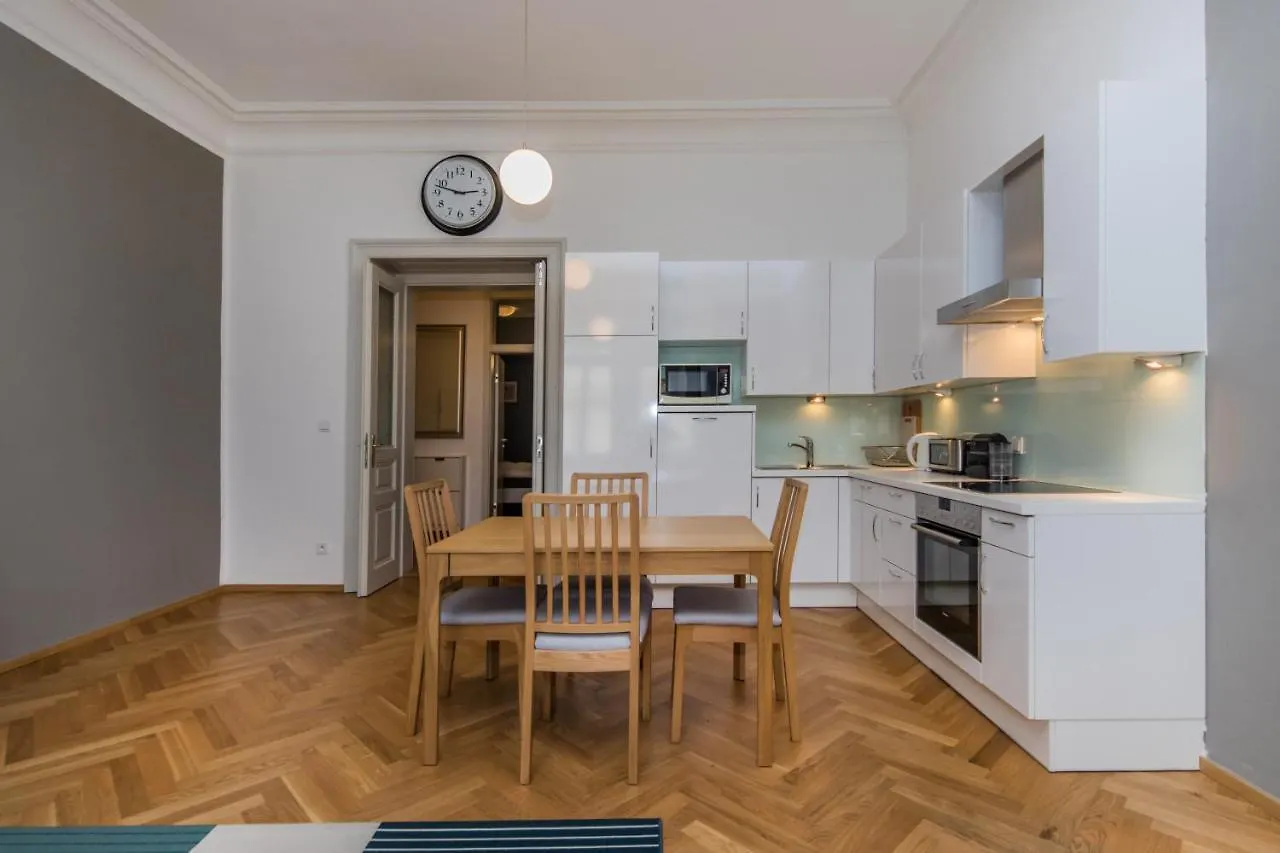 Opera Apartments Prag