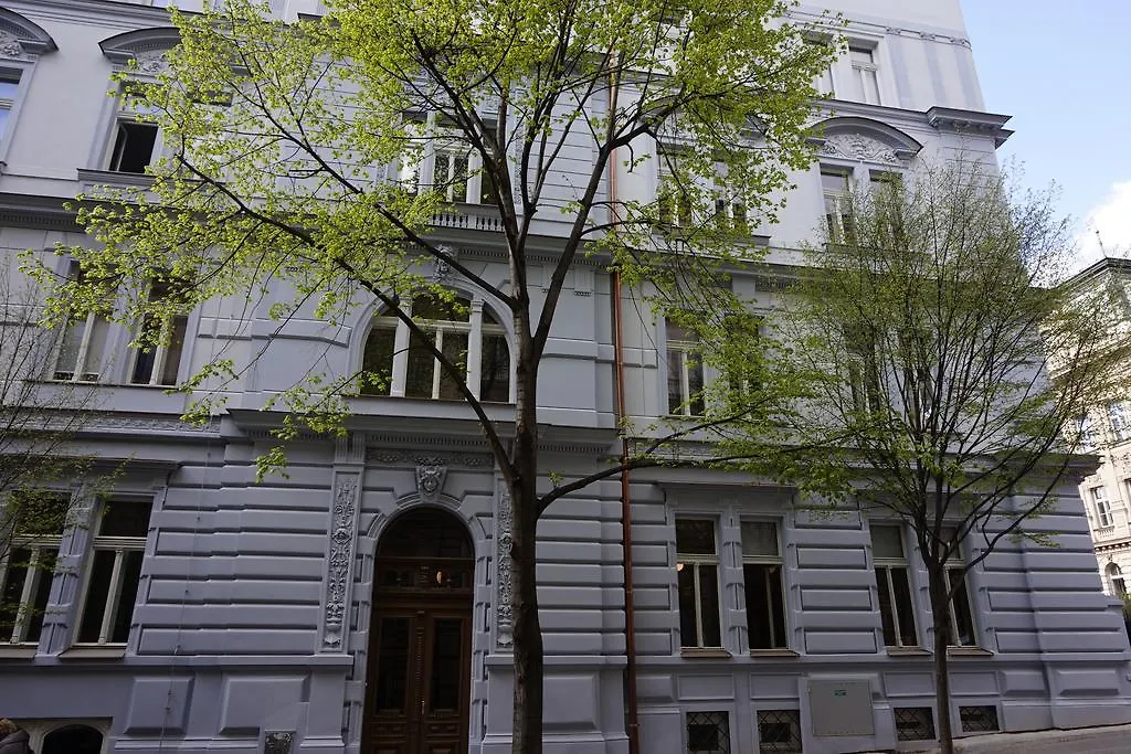 Opera Apartments Prag