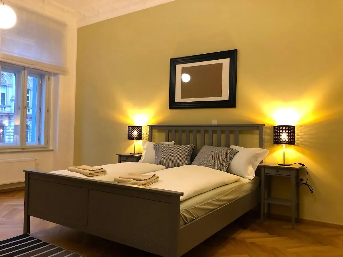 Opera Apartments Prag