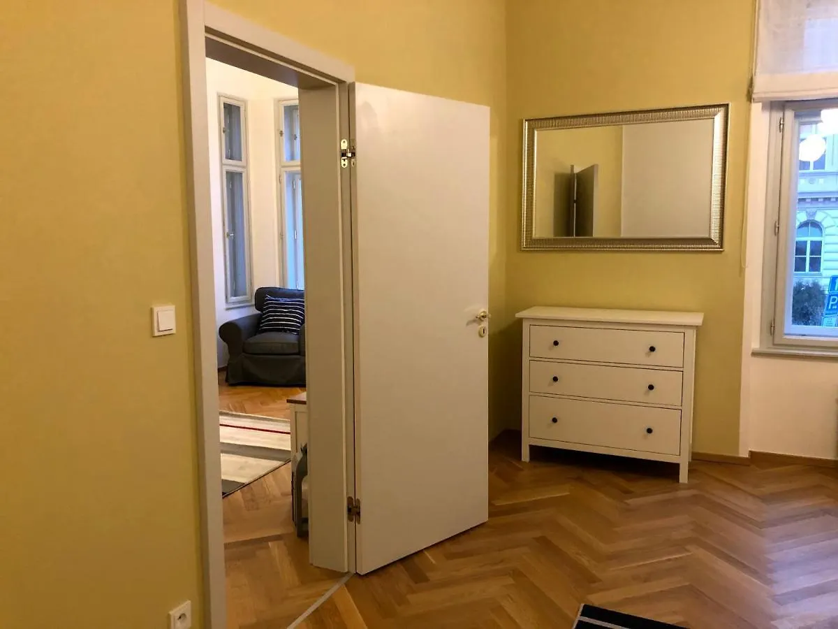 Opera Apartments Prag